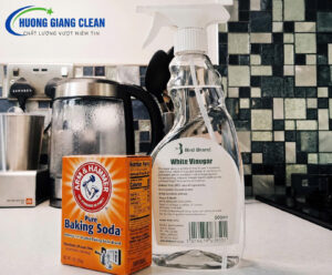 Cách làm sạch bồn rửa mặt bằng Baking soda và giấm trắng